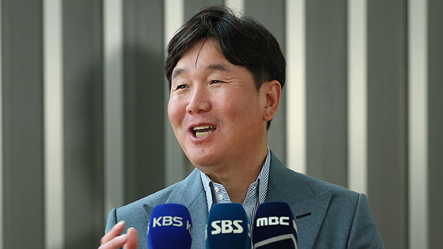 <b>류지현 WBC</b> 대표팀 <b>감독</b>, 타이완 전력 분석 차 미국행