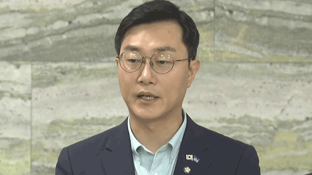 민주당, <b>3대 특검법 개정안</b> 발의…“수사기간 추가 연장 가능”