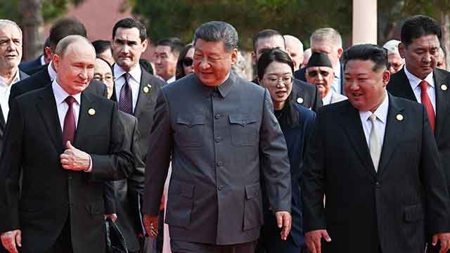 <b>중국</b> ‘항일전쟁 승리 80주년’ <b>열병식</b> 시작…북중러 정상 나란히 <b>참석</b>