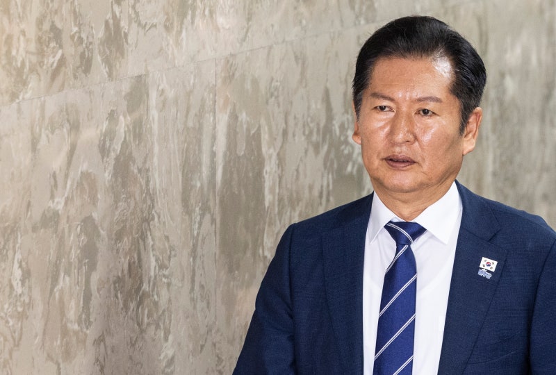 [단독] <b>정청래</b> “불협화음은 국민의힘에만 좋은 일”…<b>김병기</b>와 정면충...