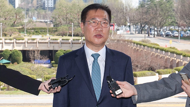‘법무부 <b>계엄 가담 의혹</b>’ <b>박성재</b> 전 장관, 내란특검 출석