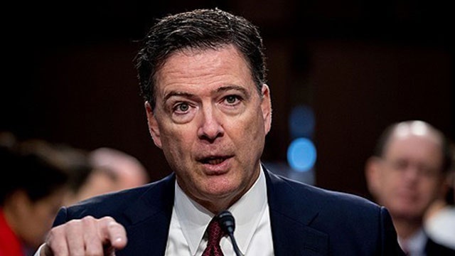 트럼프 무서운 ‘뒤끝’…자신에 맞선 <b>FBI</b> <b>전</b> <b>국장 기소</b>