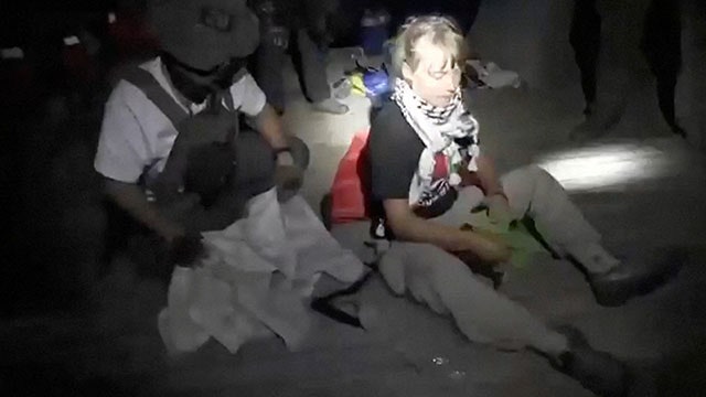 이스라엘군, 가자 접근하던 <b>구호선단</b> 저지…<b>툰베리</b> 등 압송