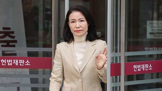 경찰, <b>이진숙</b> 전 방통위원장 <b>체포</b>…공직선거법 위반 혐의