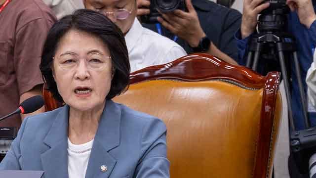 추미애 “조희대, 책임 회피 안 돼”…증인선서 전 <b>질의</b> 시도하자 여야...