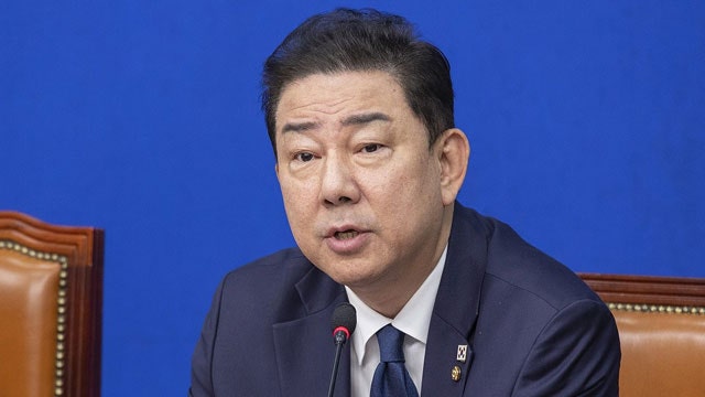 민주 “장동혁, 명백한 ‘제2의 내란 선동’…윤 <b>면회</b>, 야스쿠니 참배와...