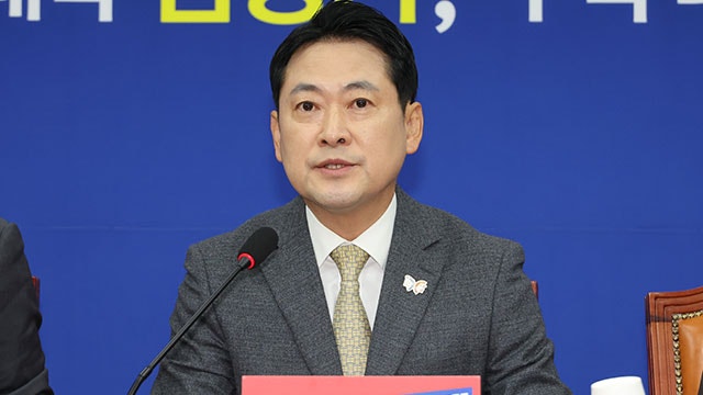 장동혁 “‘이 <b>대통령 재판 중지법</b>’ 통과시 즉시 정권 중지될 것”