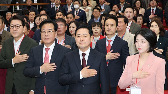 장동혁 “내년 지방선거 <b>제2의 건국</b>·체제 <b>전쟁</b>…성패는 서울서”