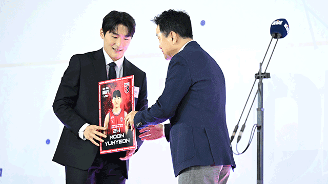 프로농구 드래프트 첫 ‘<b>형제 1순위</b>’…<b>문유현</b>, 이변없이 정관장행