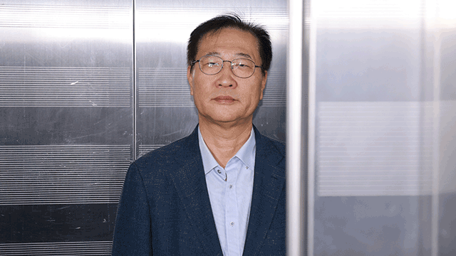 <b>김건희 특검</b>, 내란<b>특검</b> 압수수색…<b>김건희</b>·<b>박성재</b> 텔레그램 확보 목적