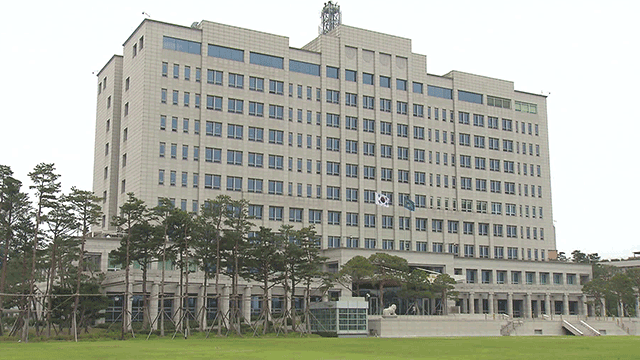 대통령실 “정부·<b>ARM</b> MOU 체결…<b>반도체</b> 설계 인력 1,400명 양성”