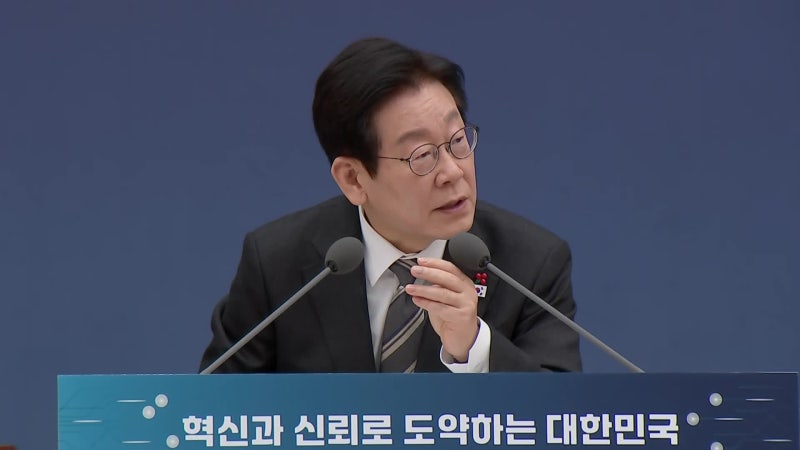 <b>대통령</b>이 꼽은 최고의 <b>업무보고</b>는?