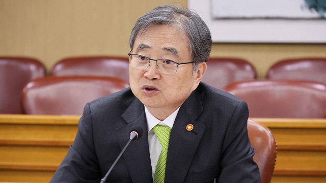 조현 “이란에 외교장관 특사 파견”…이란 외교장관과 통화