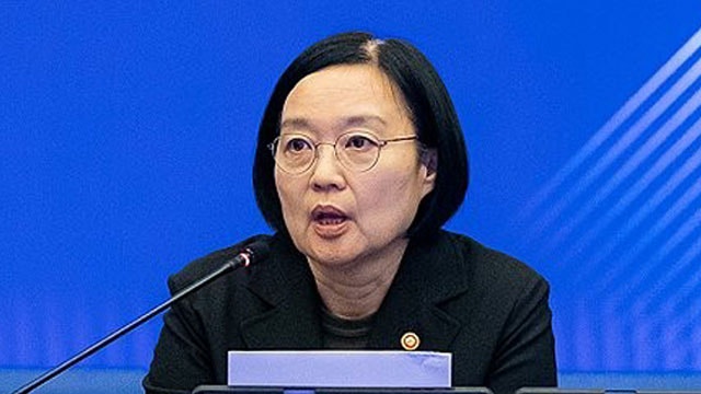 [속보] 이 대통령, 새 국무<b>총리</b> 후보자에 한성숙 중소벤처기업부 장관 ...