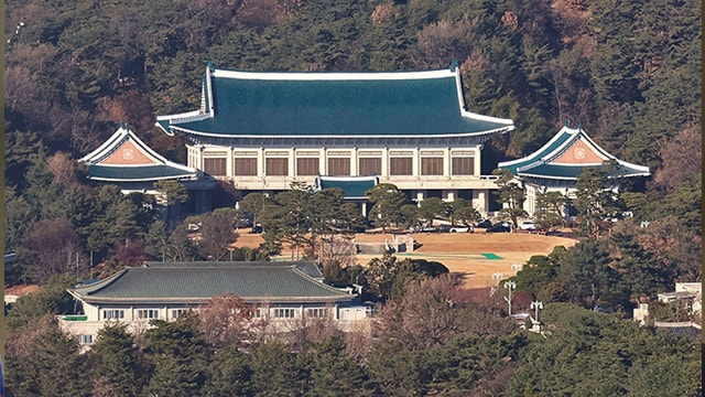 청와대 “이 대통령·4부 요인 회동, <b>선거관리 대개혁</b> 방안 마련하기로...