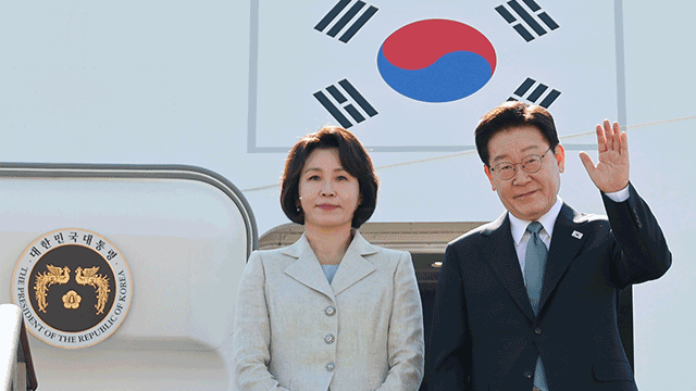 이 대통령, <b>제네바 도착</b>…프랑스 에비앙 이동 G7 정상회의 참석