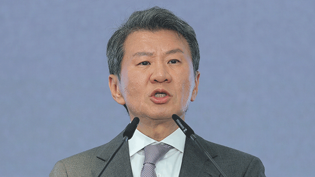 <b>정몽규</b> 축구협회장 사임서 제출…예정보다 <b>사퇴</b> 시기 앞당겨