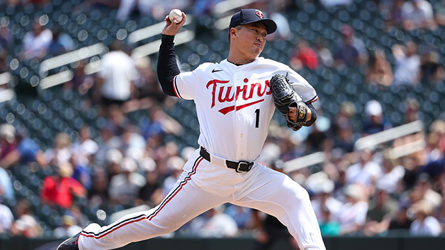 <b>고우석</b>, <b>MLB 데뷔</b>하며 꿈 이뤄…1이닝 1실점