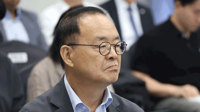 축구협회, <b>이용수 부회장</b> 직무대행 체제 전환…체육회 인준