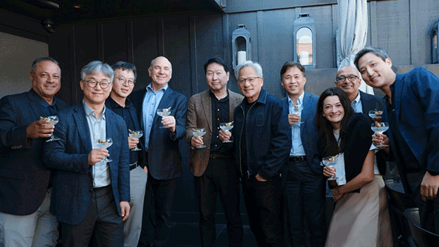 최태원·젠슨 황, AI <b>서밋</b> 앞두고 만찬…미국서 협력 확대