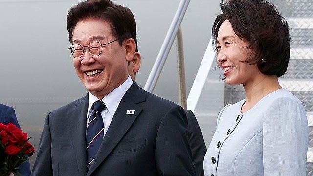 이 대통령 부부, <b>샌프란시스코</b> 피어39 부두 찾아 시민들 만나
