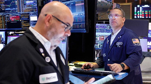 미 <b>S&P500</b> 2달 만에 <b>최고치</b> 경신…국제유가 80달러 밑으로