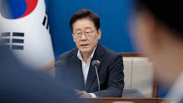 [속보] <b>이 대통령</b>, 집중호우 피해 거제·통영 <b>특별재난지역</b> 우선 선포