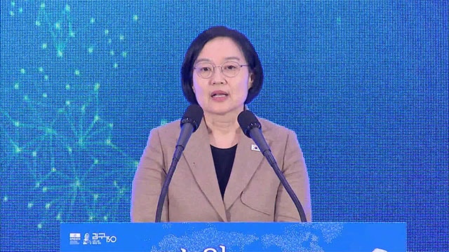 한 총리 “<b>김구 탄생 150주년</b>, 문화의 힘으로 인류 평화 기여할 것”