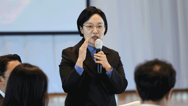 한 <b>총리</b> “중수청장 빠른 임명 중요…<b>총리</b>실 산하 경찰개혁위 14일 출범...
