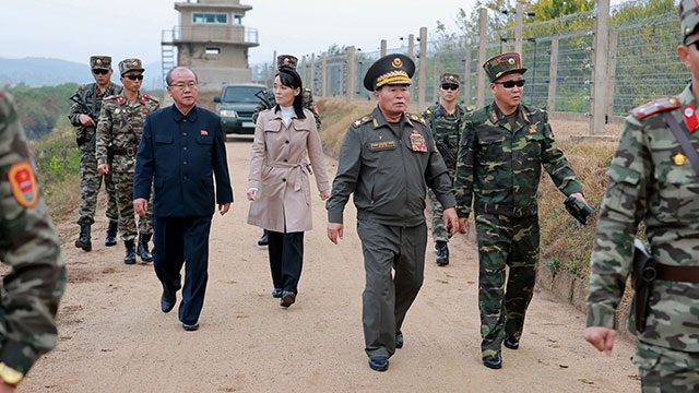 <b>김여정</b> “국경선 새 대응수단 <b>임무대기</b>…확성기도 수일 내 <b>대기</b>”