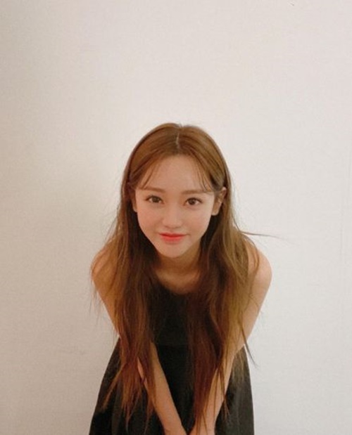 ‘미스트롯2 善’ <b>홍지윤</b>, <b>미모</b>가 난리났네 난리났어…<b>심쿵</b>유발 미소[M...