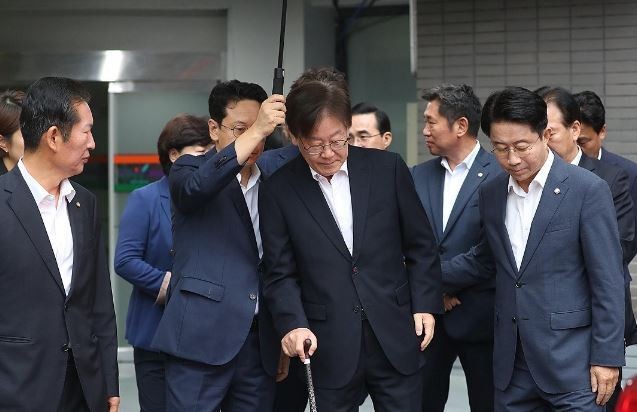 '이재명 구속영장 기각'...<b>유창훈</b> 부장<b>판사</b>는 누구?