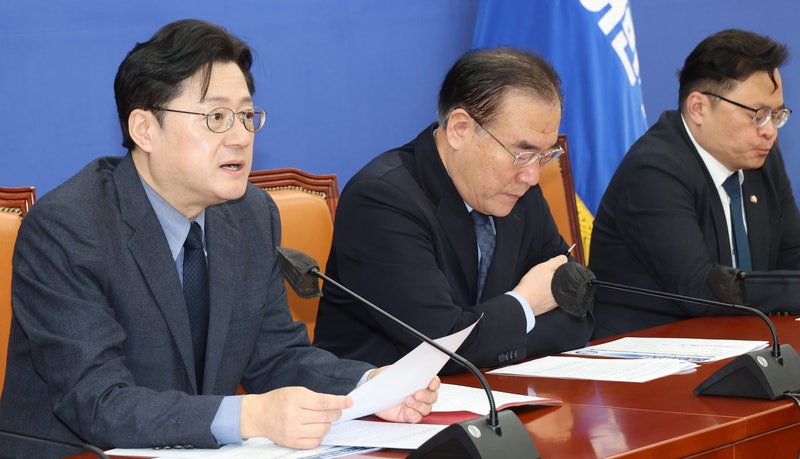 민주, '<b>반도체</b> 강국' 공약…"경기 남동부, <b>반도체 메가시티</b>로"