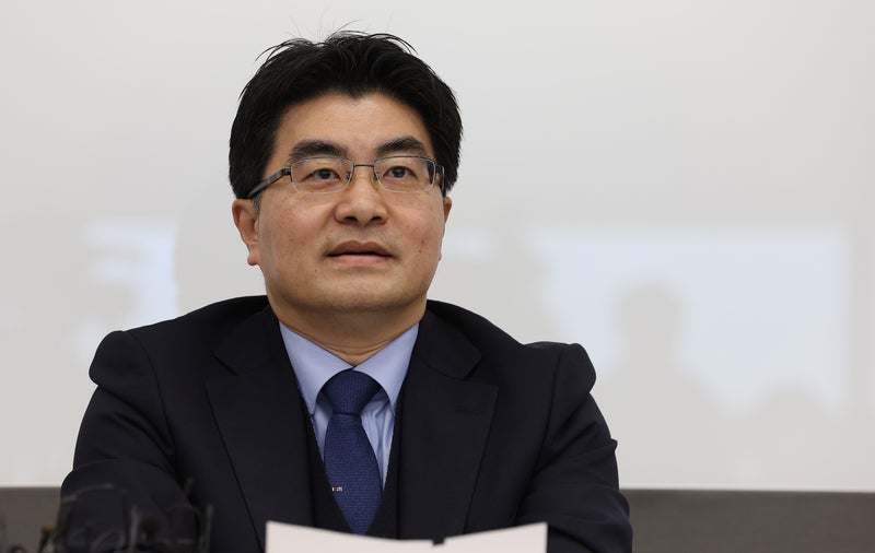 <b>서울대</b>·연세대 의대 <b>교수들</b> "25일 <b>사직서</b> 일괄 제출"