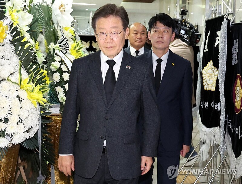 박종철 열사 모친 <b>빈소</b>에 정치권 이틀째 조문 행렬