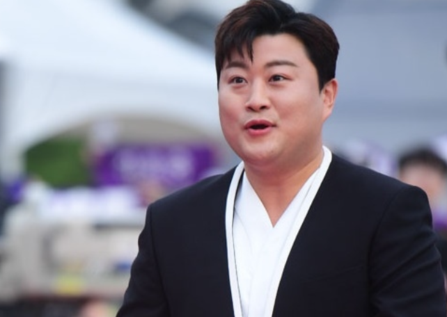경찰, '음주 뺑소니' <b>김호중</b> 자택·<b>소속사 압수수색</b>