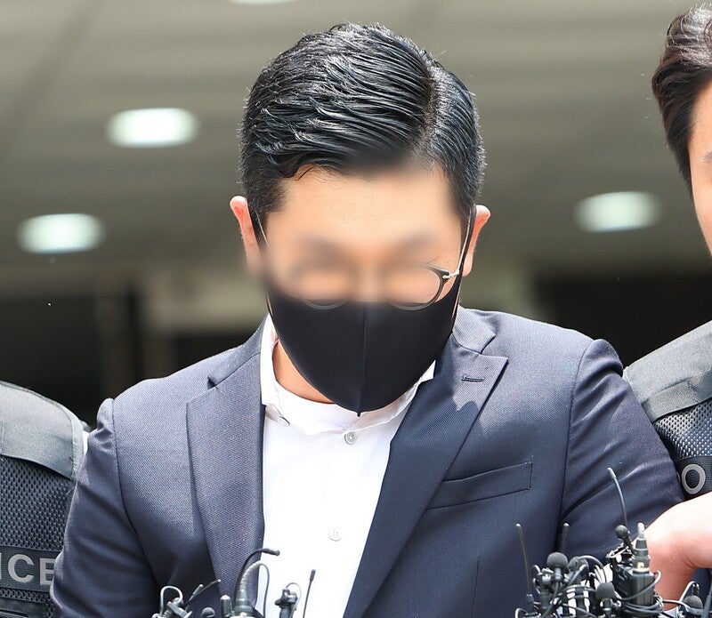 <b>김호중</b> 소속사 사명 <b>변경</b>…"매니지먼트업 철수하며 <b>변경</b>한 것"