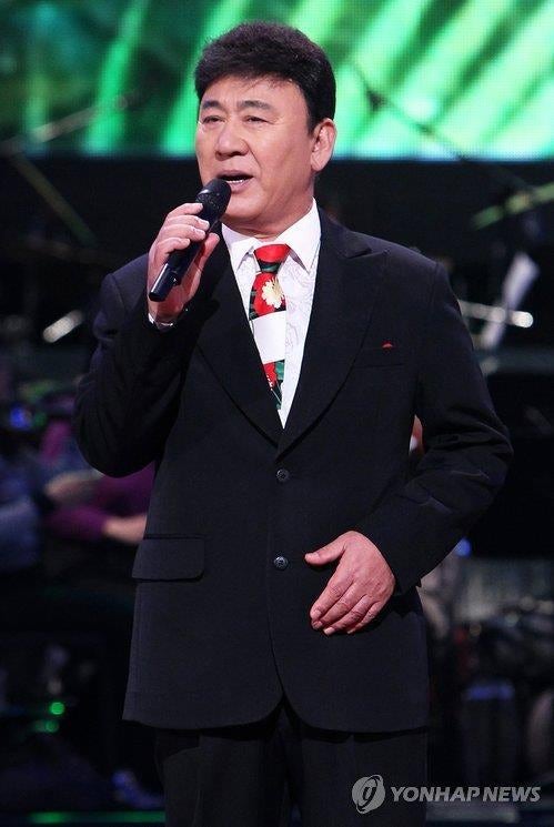 '<b>봉선화</b> 연정' 가수 <b>현철 별세</b>…향년 82세