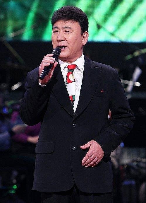 故<b>현철</b> 영결식, 대한민국가수장으로 엄수
