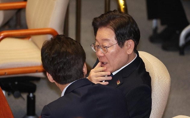 <b>민주당</b>, '<b>이재명</b> 대북송금 <b>기소</b>' 검사 고발