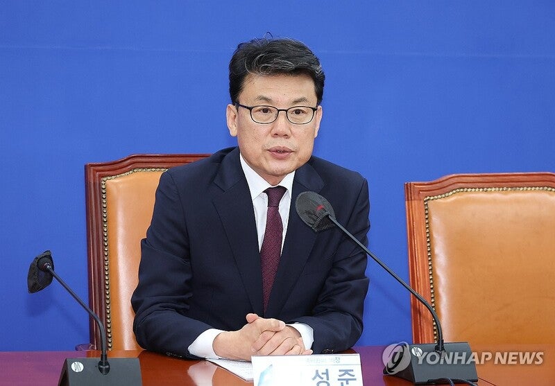 '<b>한동훈</b> 외모 품평' <b>진성준</b> <b>사과</b> "인격 모독 생각 결코 없었다"