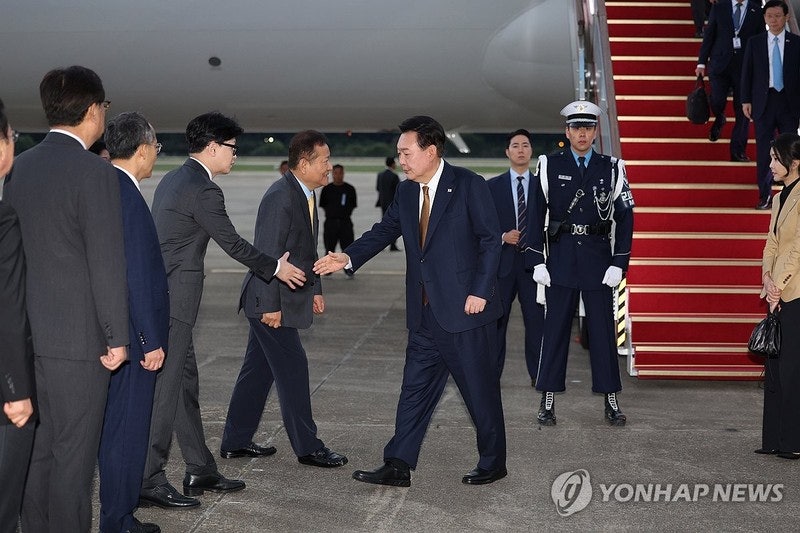 <b>대통령실</b>, <b>한동훈 독대</b> 사실상 거부..."별도 협의 필요"