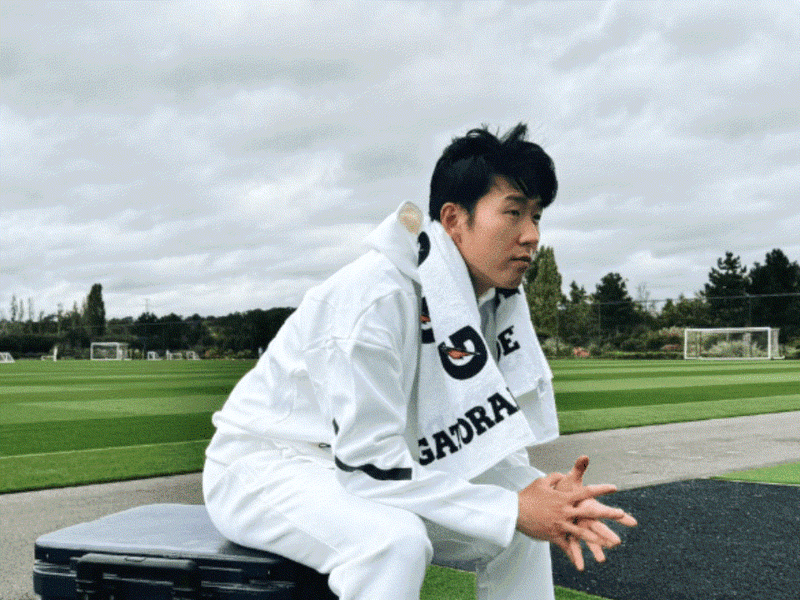 Son Heung-min's SNS, AP, Reuters