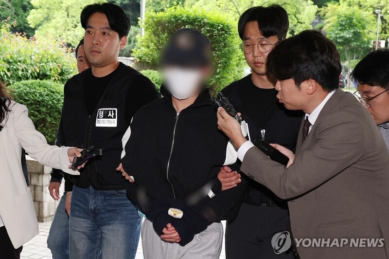 "극형 불가피"...검찰, '여친 살해 <b>의대생</b>'에 사형 <b>구형</b>