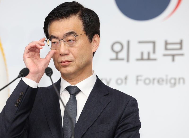 <b>외교부</b> "추도식 관련 일본 태도에 유감 <b>표명</b>"