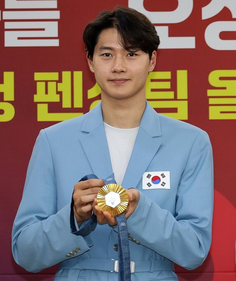 '펜싱 금메달' <b>오상욱</b>, 대전 <b>고향사랑</b>기부 1,000만 원