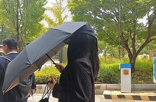 '<b>장원영</b> <b>가짜뉴스</b> 유포' <b>탈덕수용소</b>, 징역형 집행유예