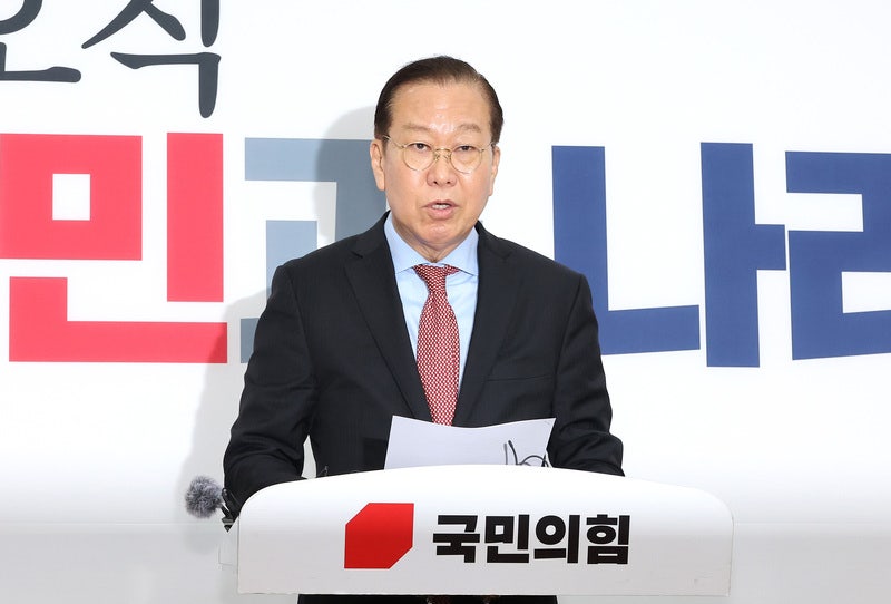 <b>권영세</b> "<b>개헌</b>·대선 동시<b>투표</b> 추진"