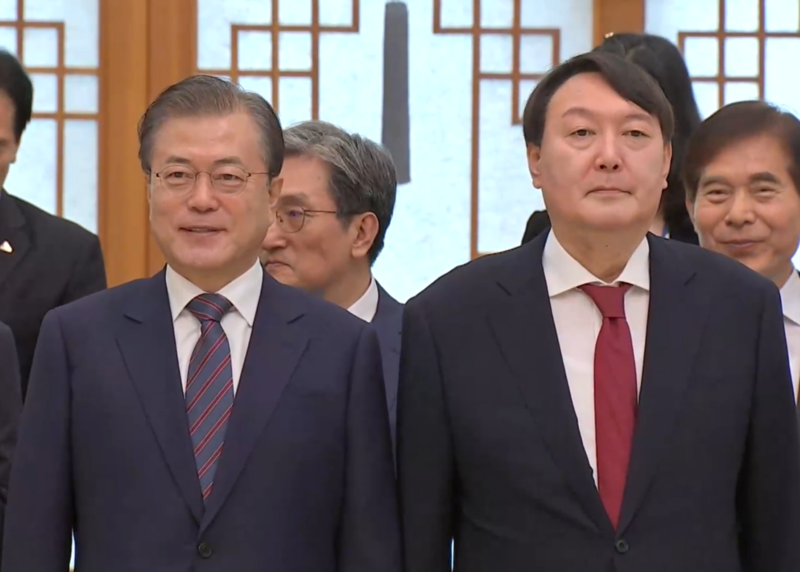 <b>문재인</b>·윤석열 두 전직 <b>대통령</b>, 같은 법정 선다