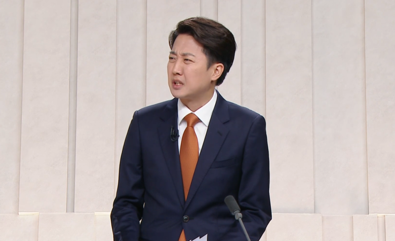 '<b>이준석</b> <b>제명 청원</b>' 14만 명 동의...국회심사 예정